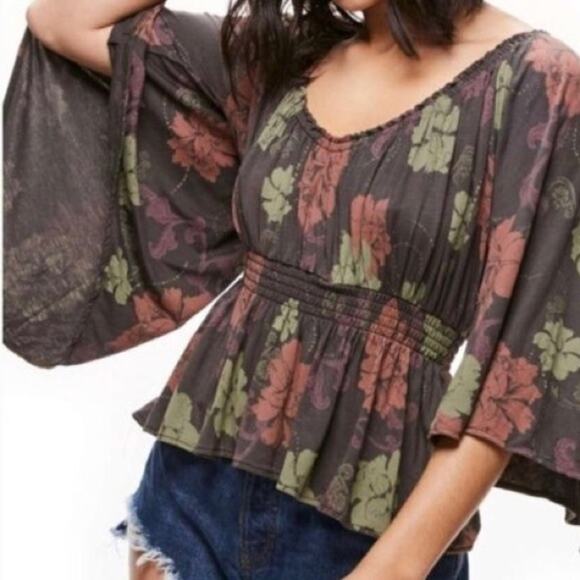 FREE PEOPLE • Glenslide Boho Floral Low Back Bell Sleeve Peasant Top - Picture 1 of 8
